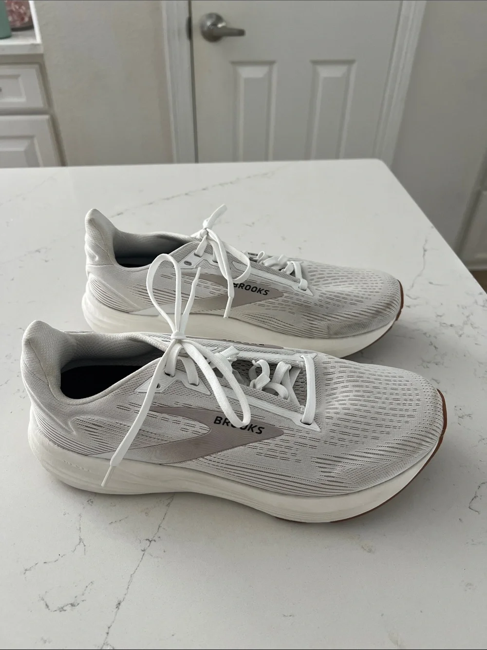 Brooks Shoes Only Worn Twice!